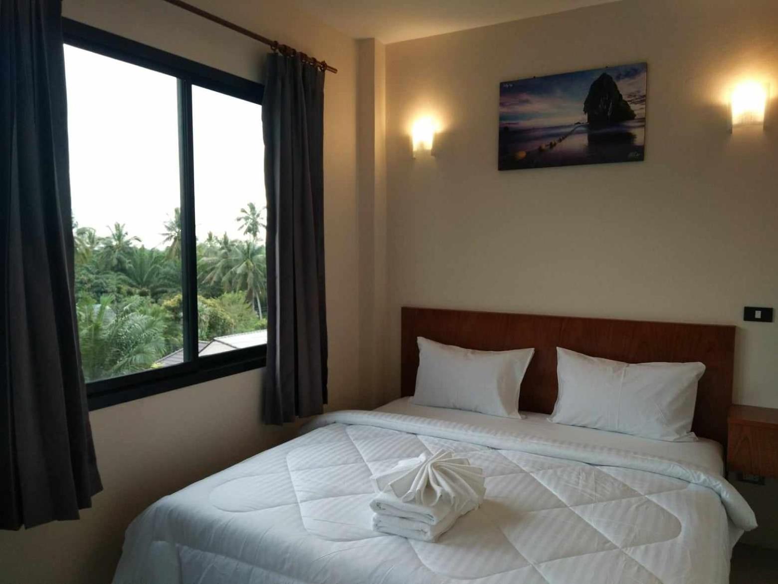 Sj House Hotel Aonang Ban Khlong Haeng Eksteriør bilde