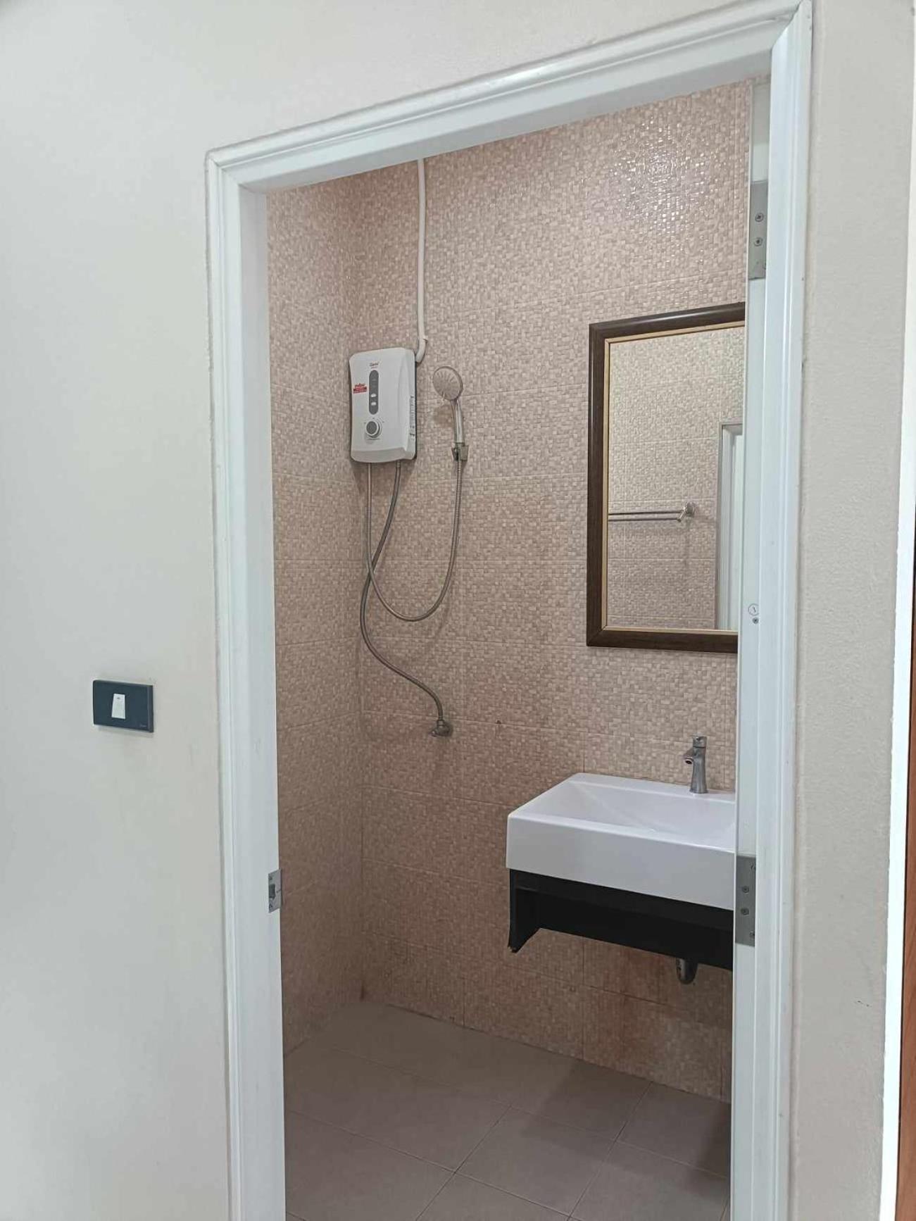 Sj House Hotel Aonang Ban Khlong Haeng Eksteriør bilde