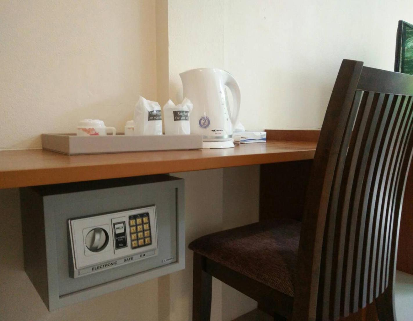 Sj House Hotel Aonang Ban Khlong Haeng Eksteriør bilde